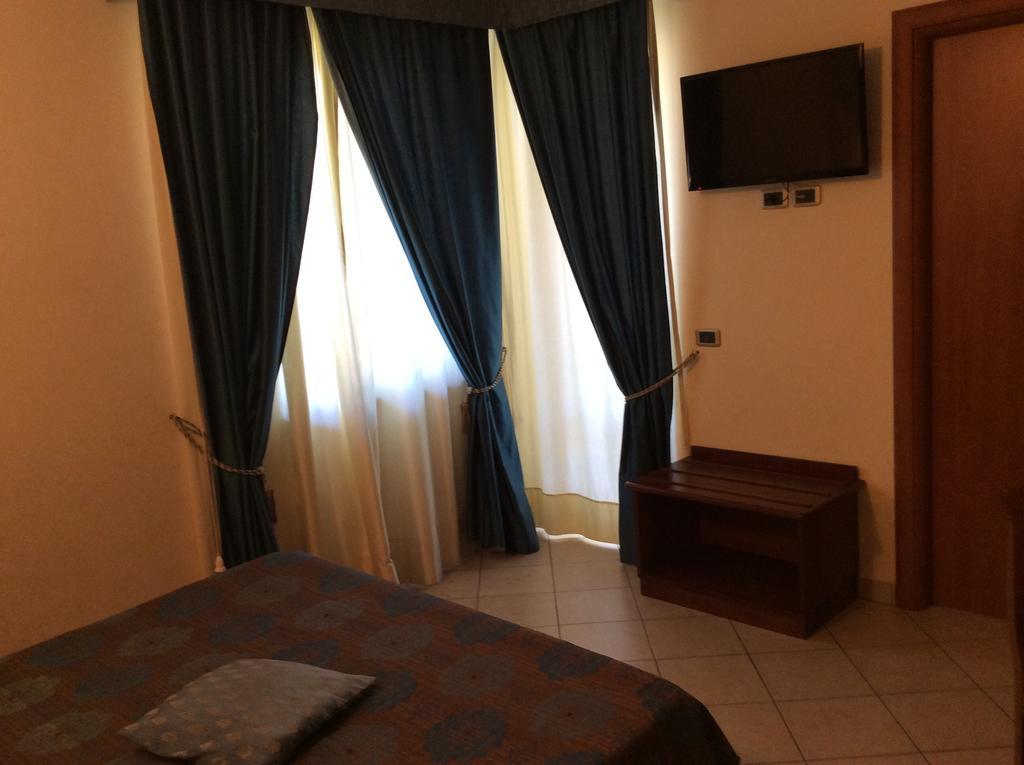 Cridda Hotel & Restaurant Gizzeria Δωμάτιο φωτογραφία