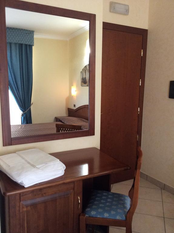 Cridda Hotel & Restaurant Gizzeria Δωμάτιο φωτογραφία