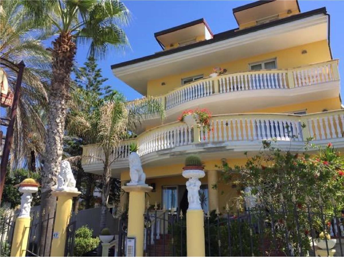 Cridda Hotel & Restaurant Gizzeria Εξωτερικό φωτογραφία